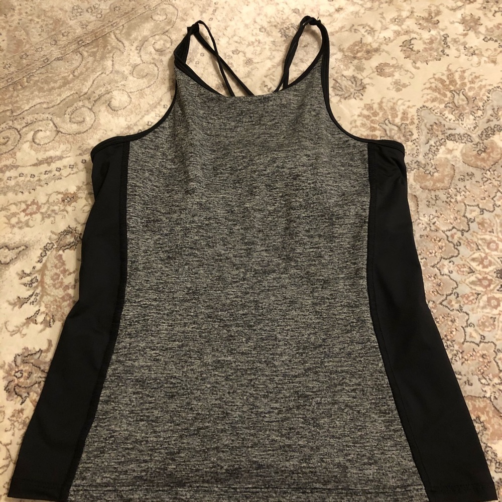 Solow body forming tank
